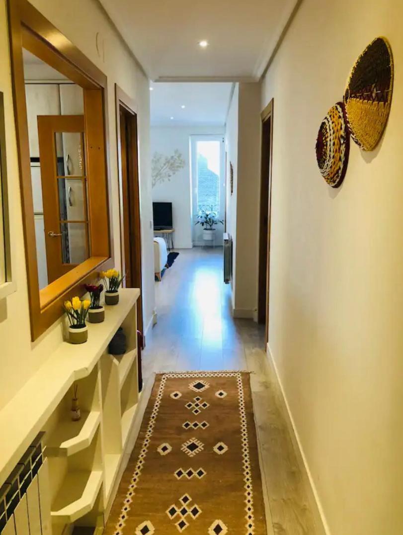 Lovely Port Apartement Сан Себастиан Екстериор снимка