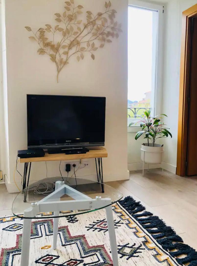 Lovely Port Apartement Сан Себастиан Екстериор снимка